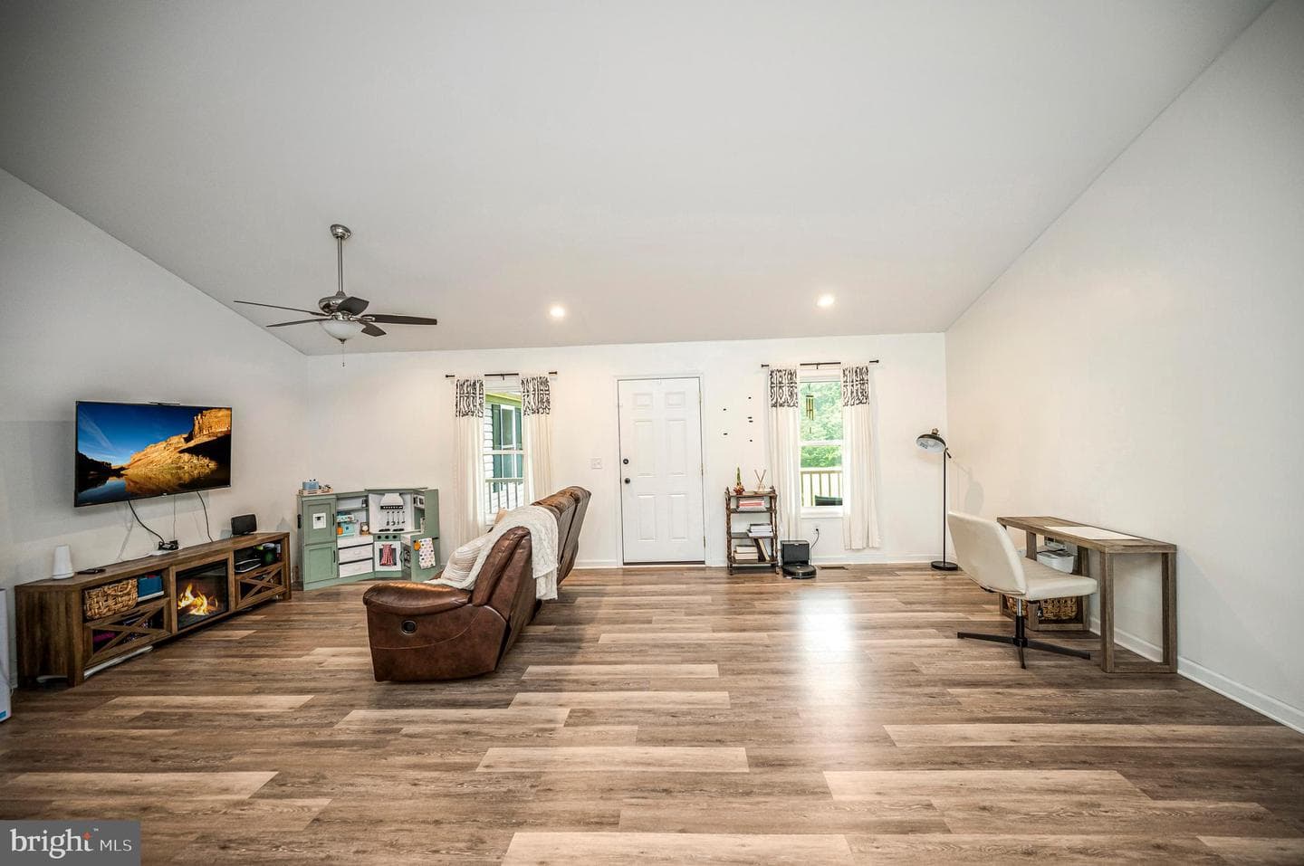 7295 Cornfield Lane photo 16