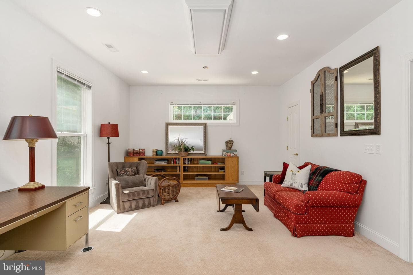143 Edgemont Circle photo 65