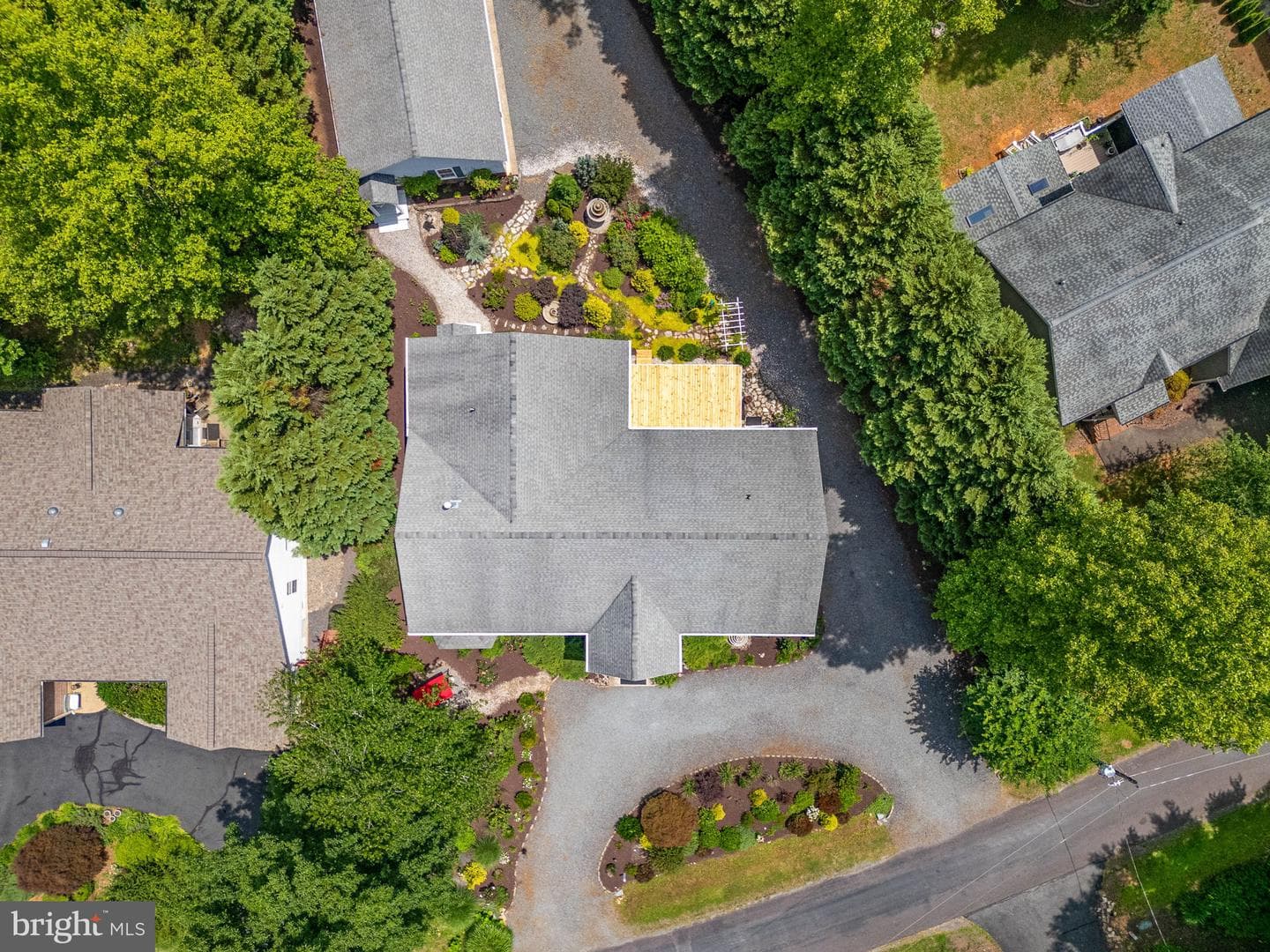 143 Edgemont Circle photo 71