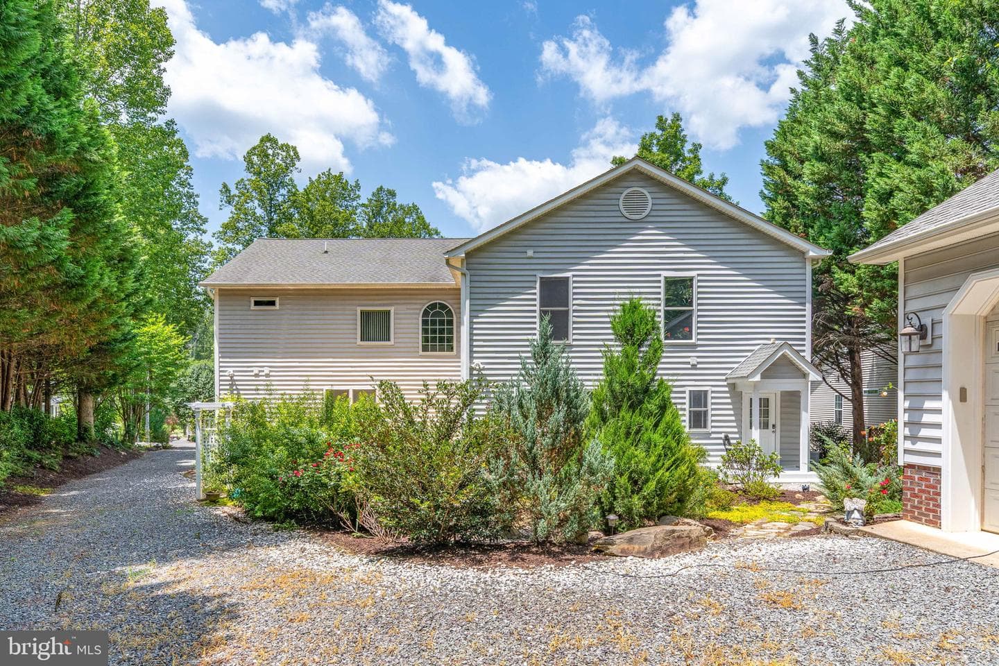 143 Edgemont Circle photo 82