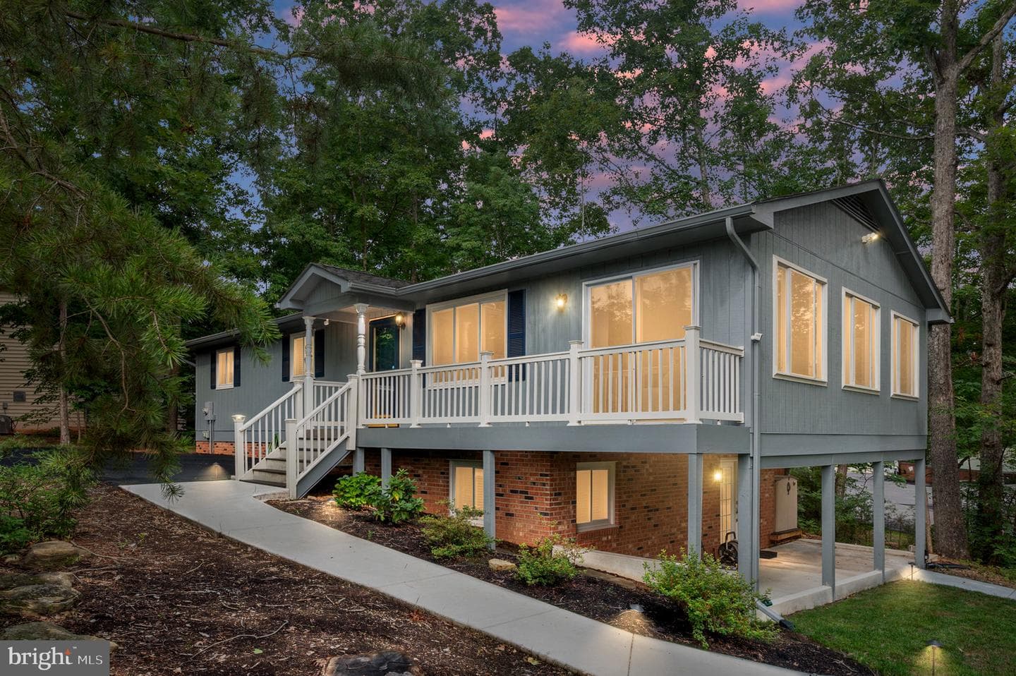 103 Hillside Drive photo 3