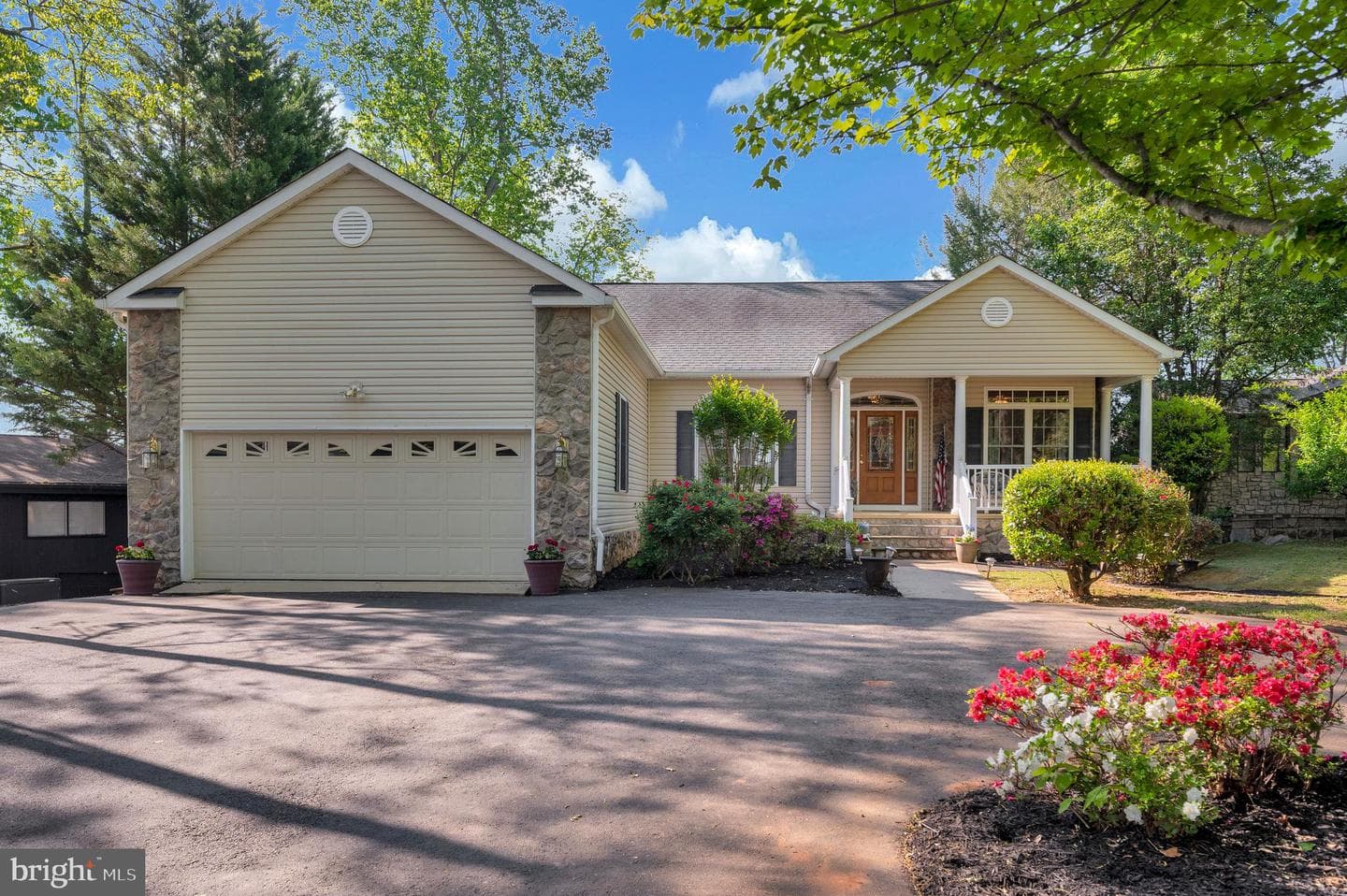 626 Cornwallis Avenue, Locust Grove