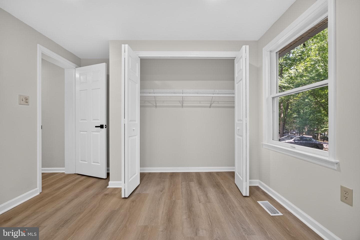 808 Mt Pleasant Drive photo 26