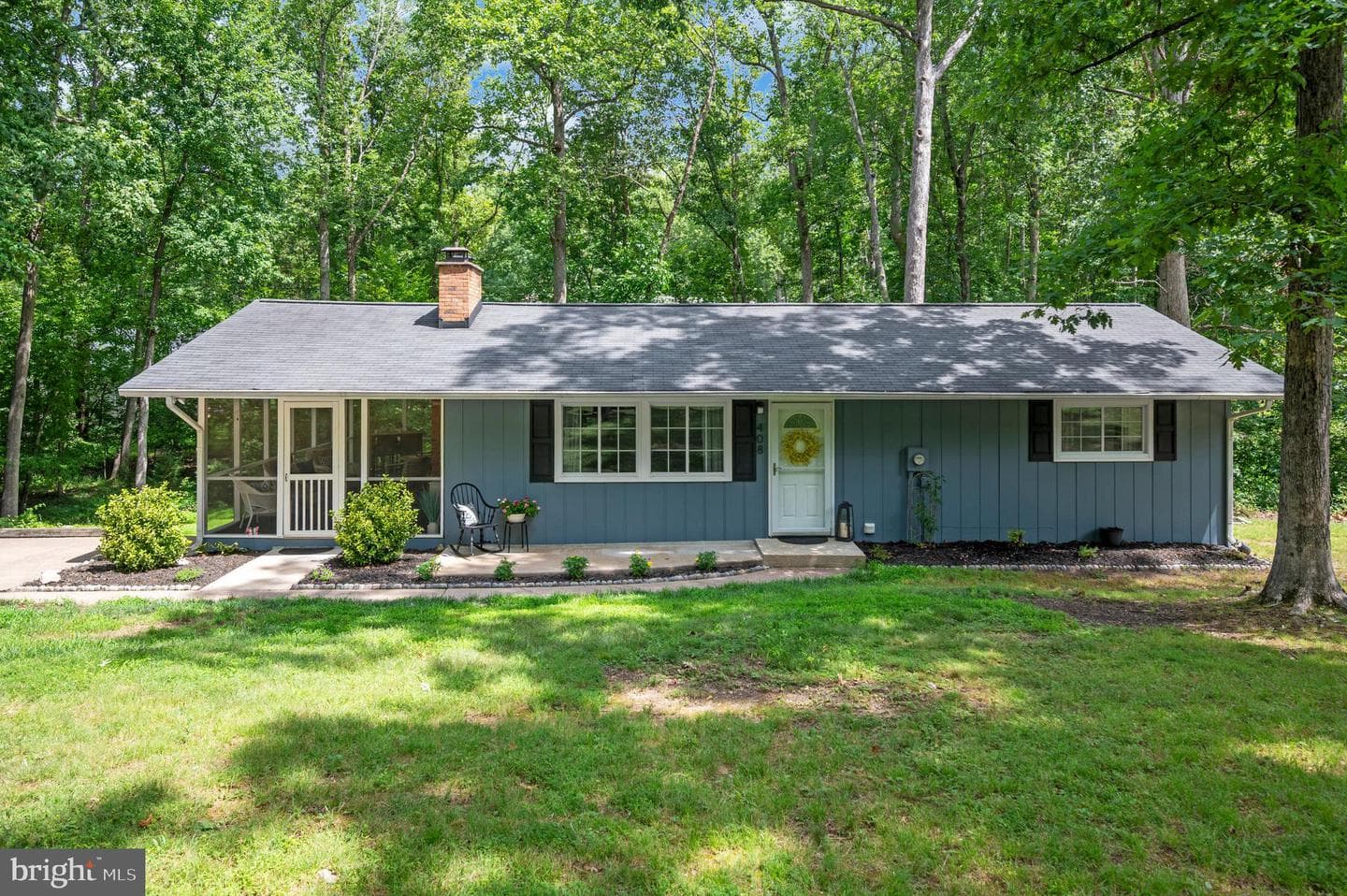 408 Birchside Circle photo 3