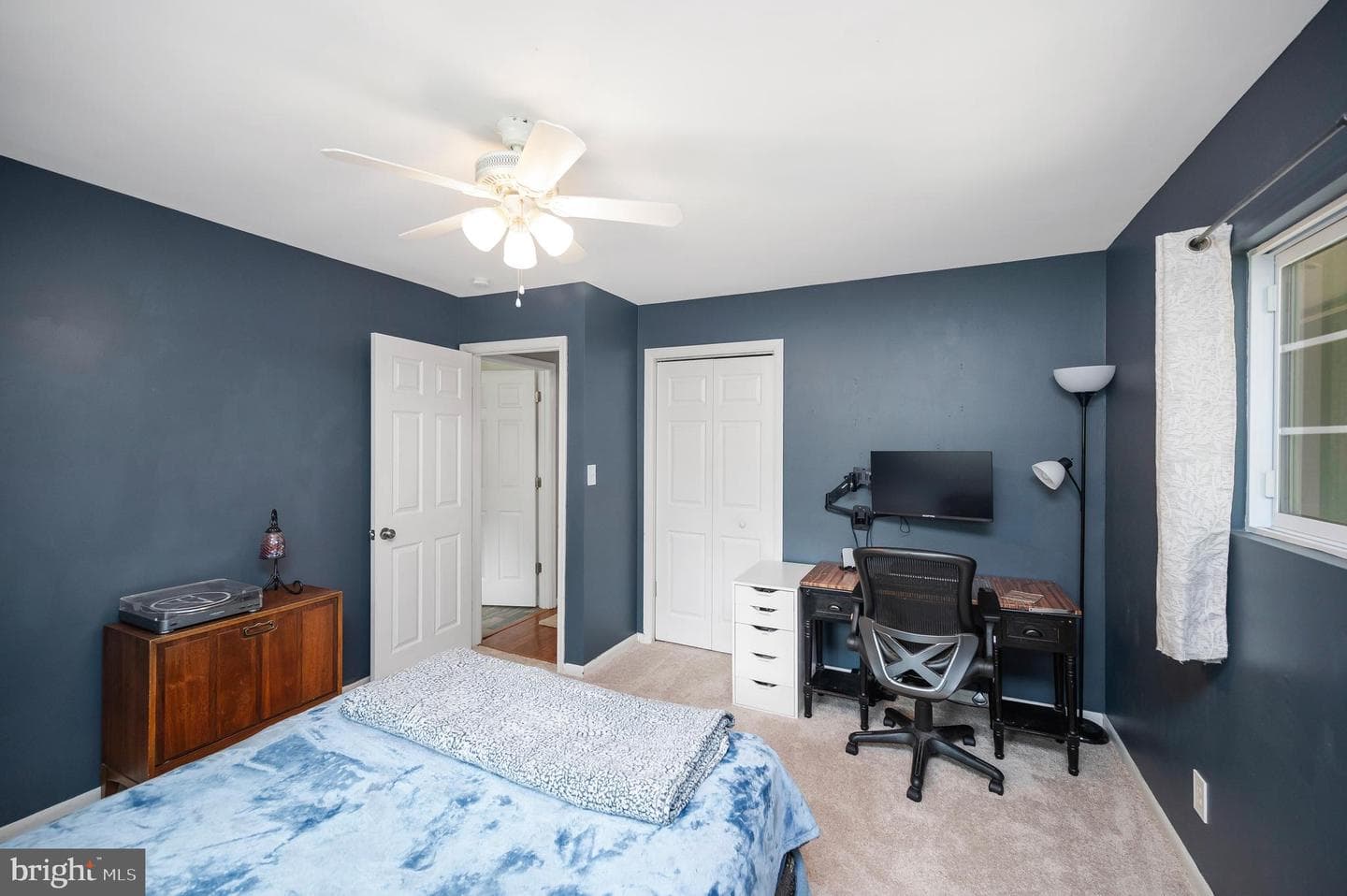 408 Birchside Circle photo 36