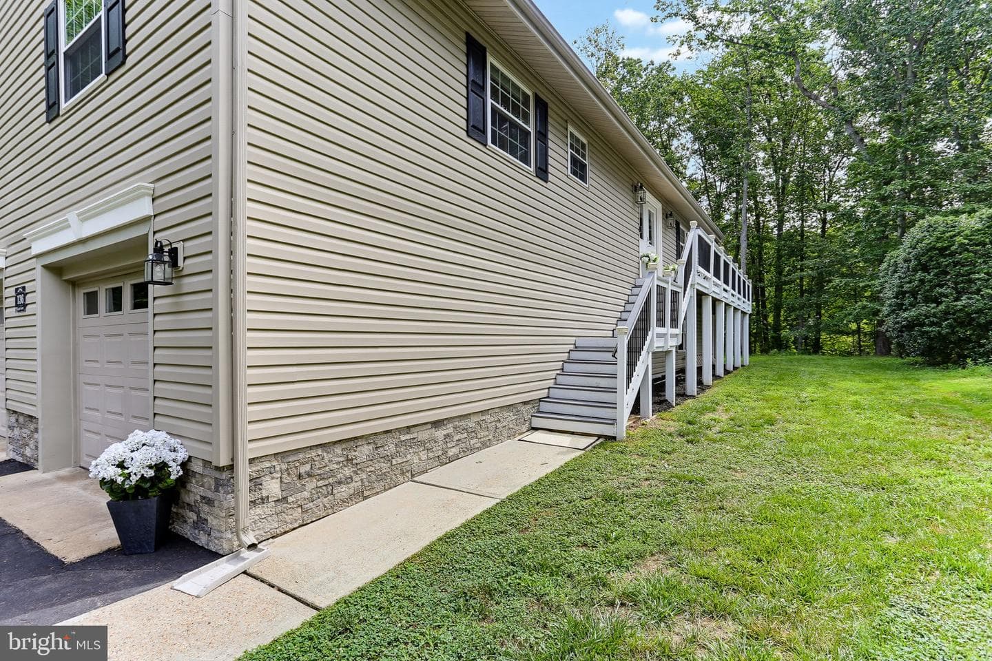 136 Eagle Court photo 13