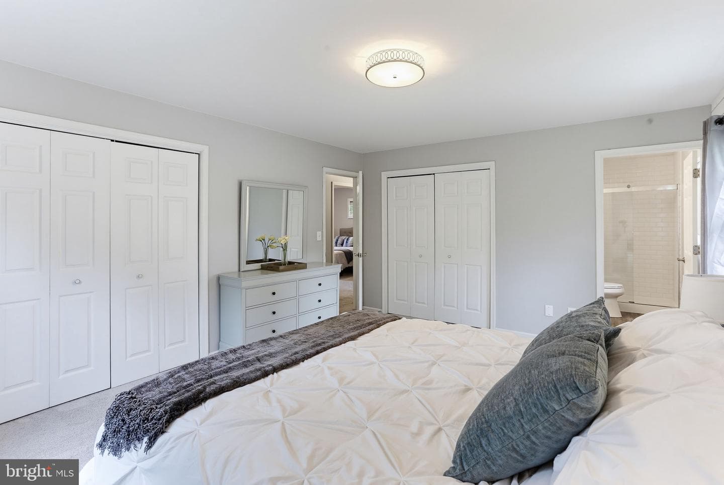136 Eagle Court photo 34