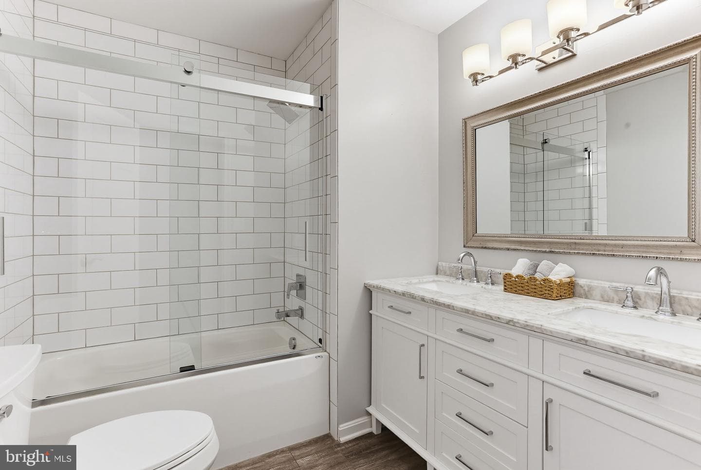 136 Eagle Court photo 44