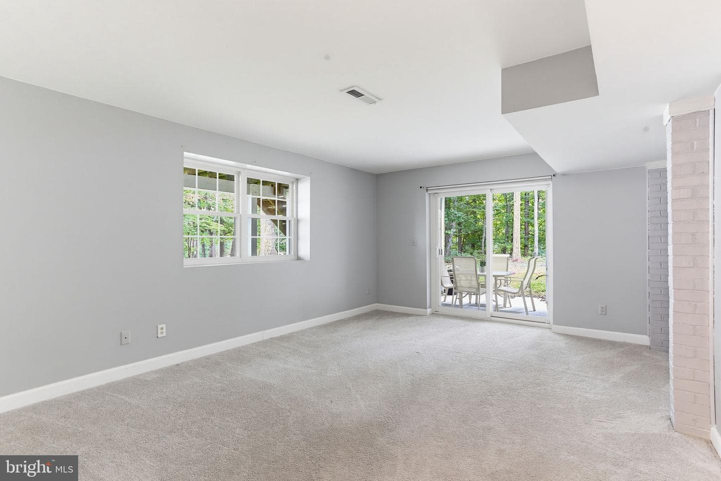 136 Eagle Court photo 46