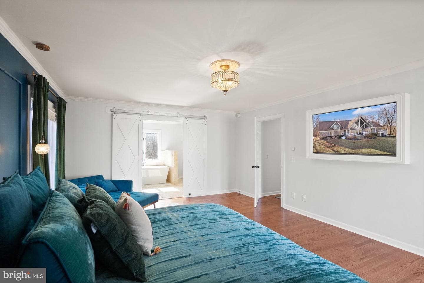 8089 Moormont Road photo 30