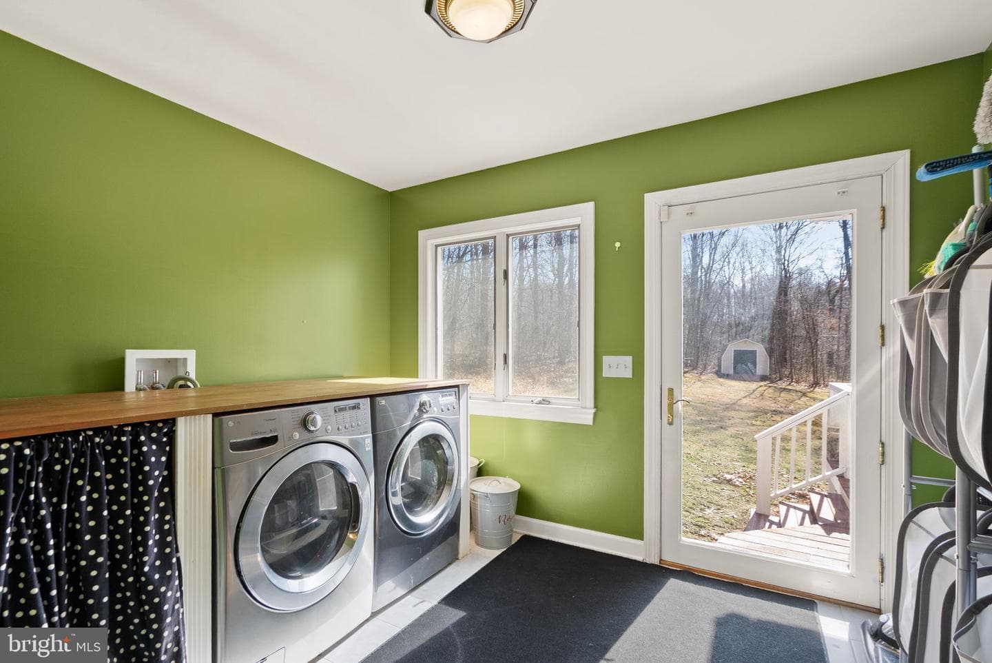 8089 Moormont Road photo 36
