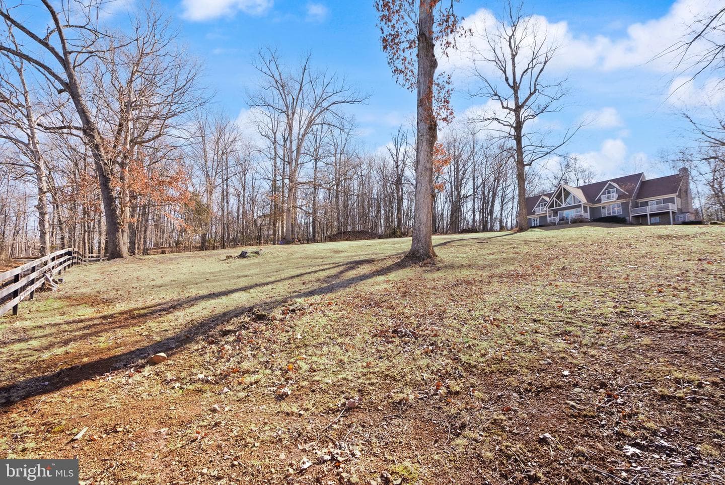 8089 Moormont Road photo 4