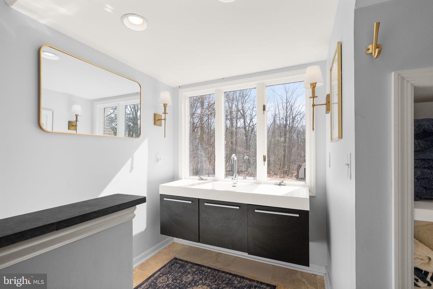 8089 Moormont Road photo 50