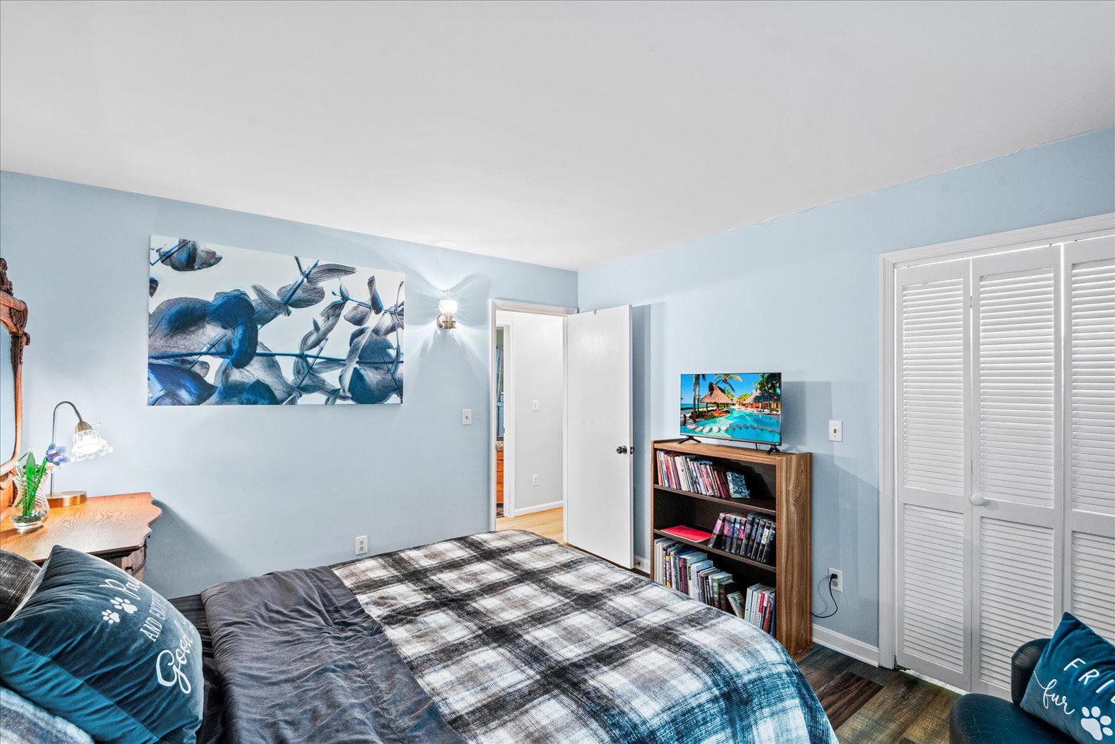 137 Eagle Court photo 31