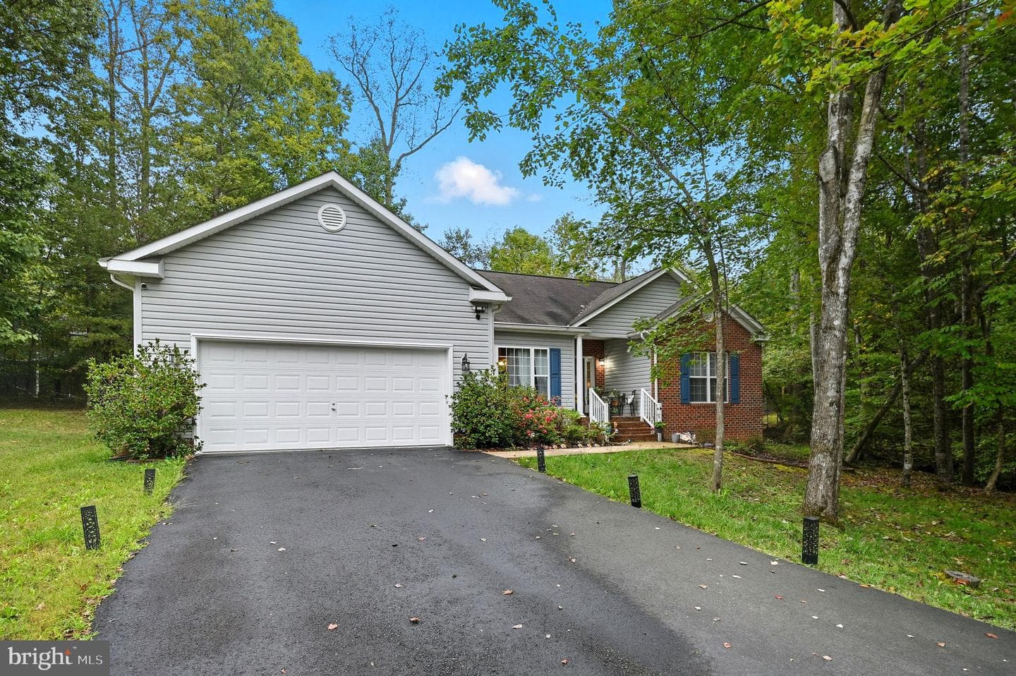 115 Ashlawn Court photo 4