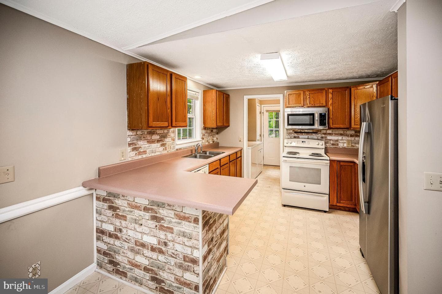 106 Edgehill Drive photo 13