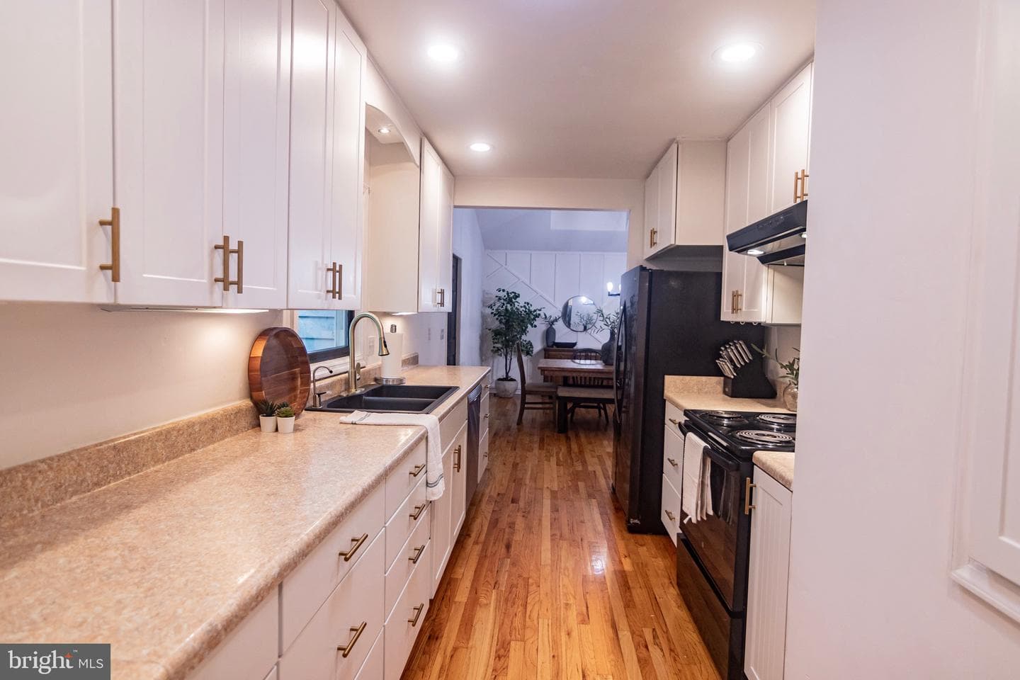 207 Madison Circle photo 19