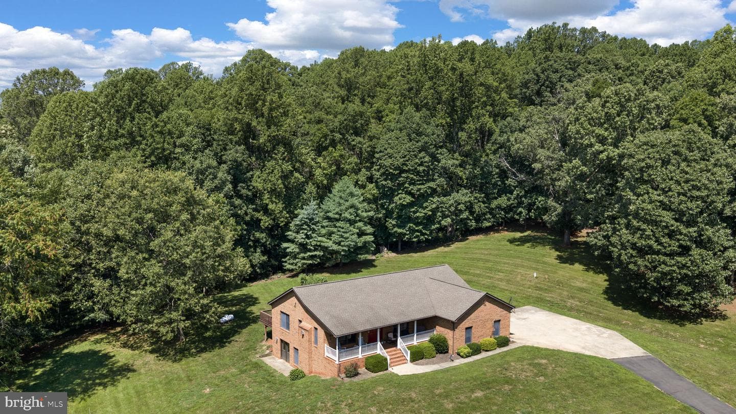 8350 Rapidan Hunt Lane photo 3
