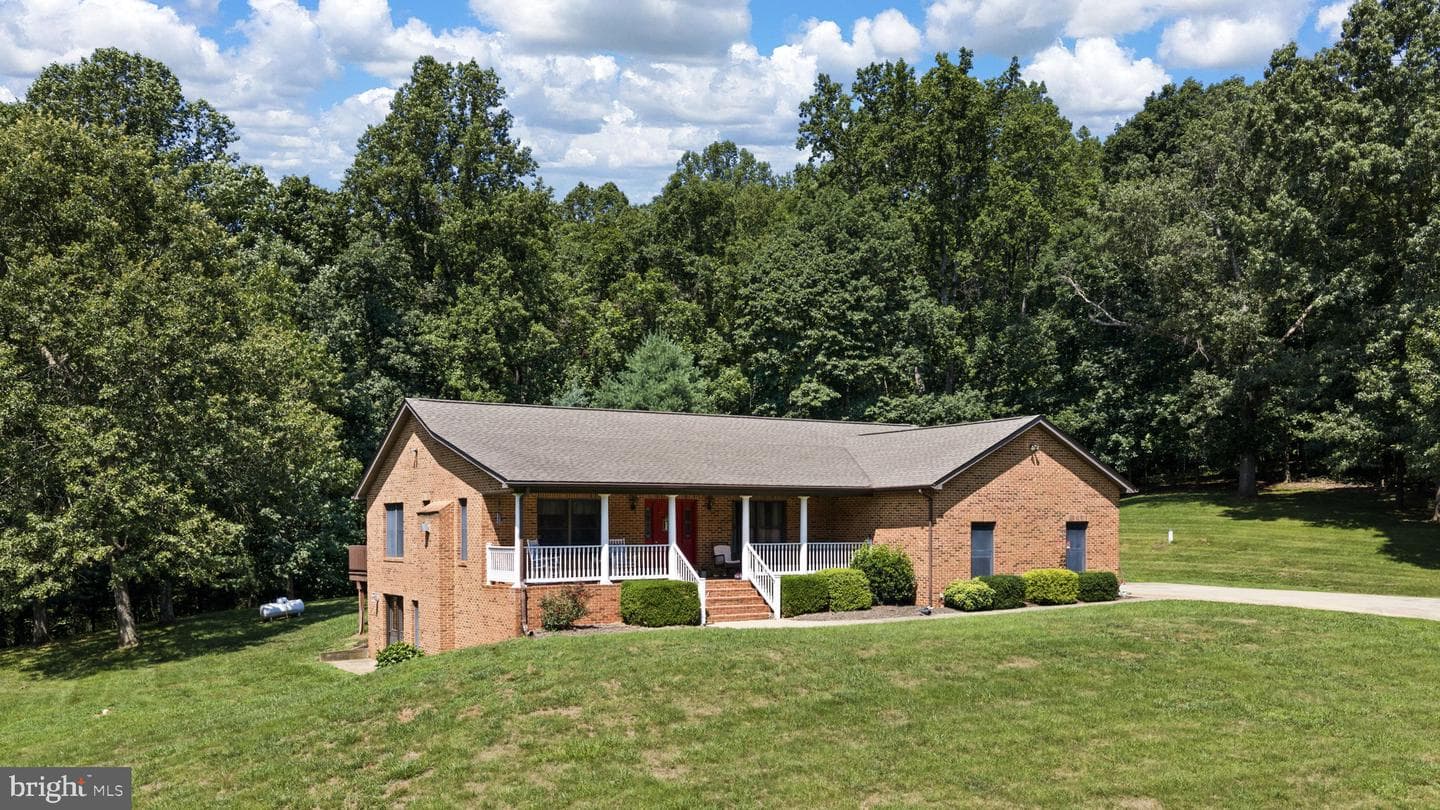 8350 Rapidan Hunt Lane photo 32