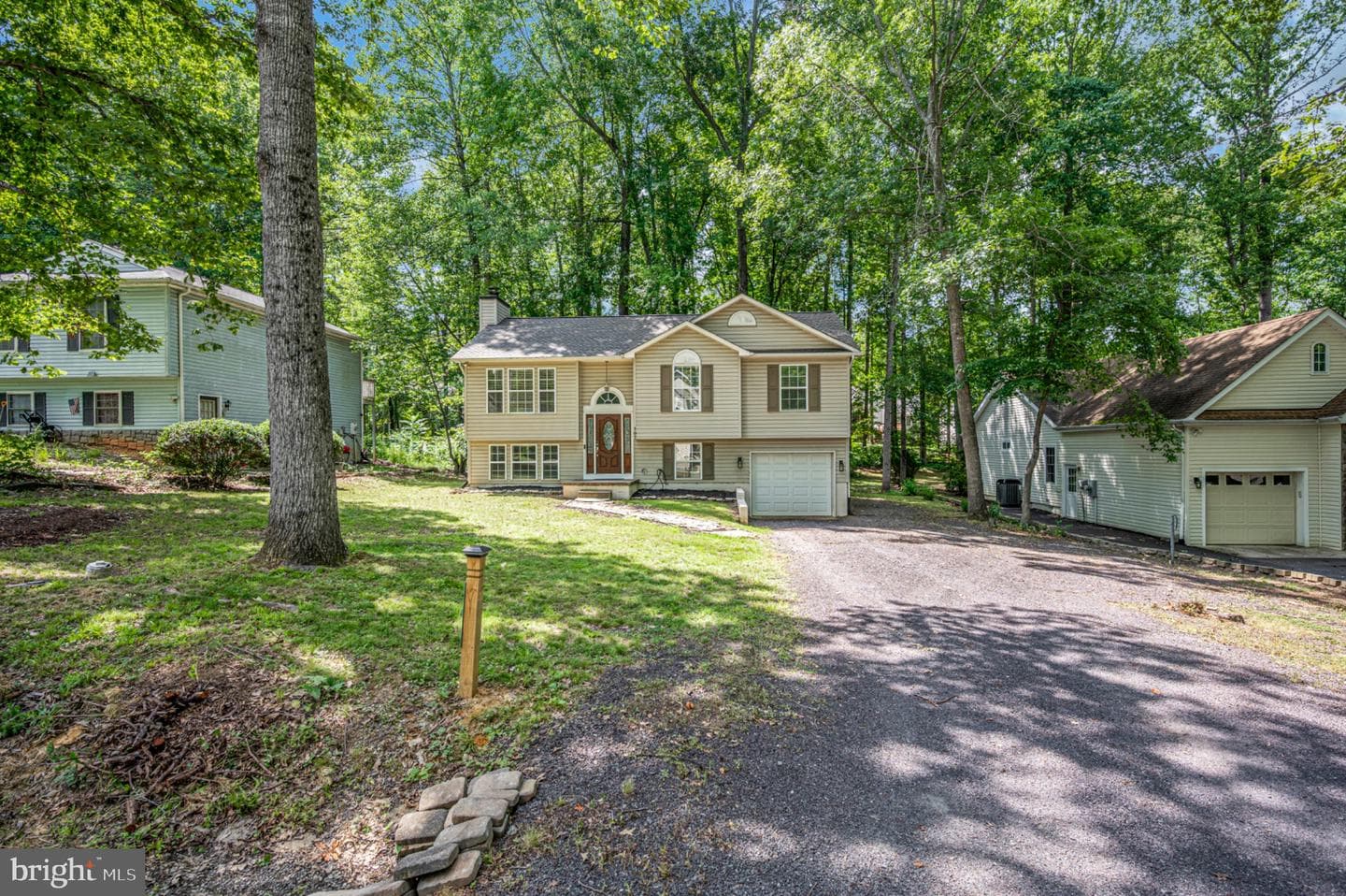 107 Butler Circle photo 2