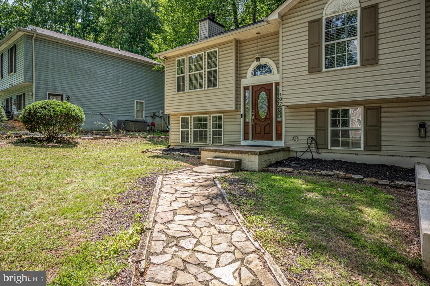 107 Butler Circle photo 4