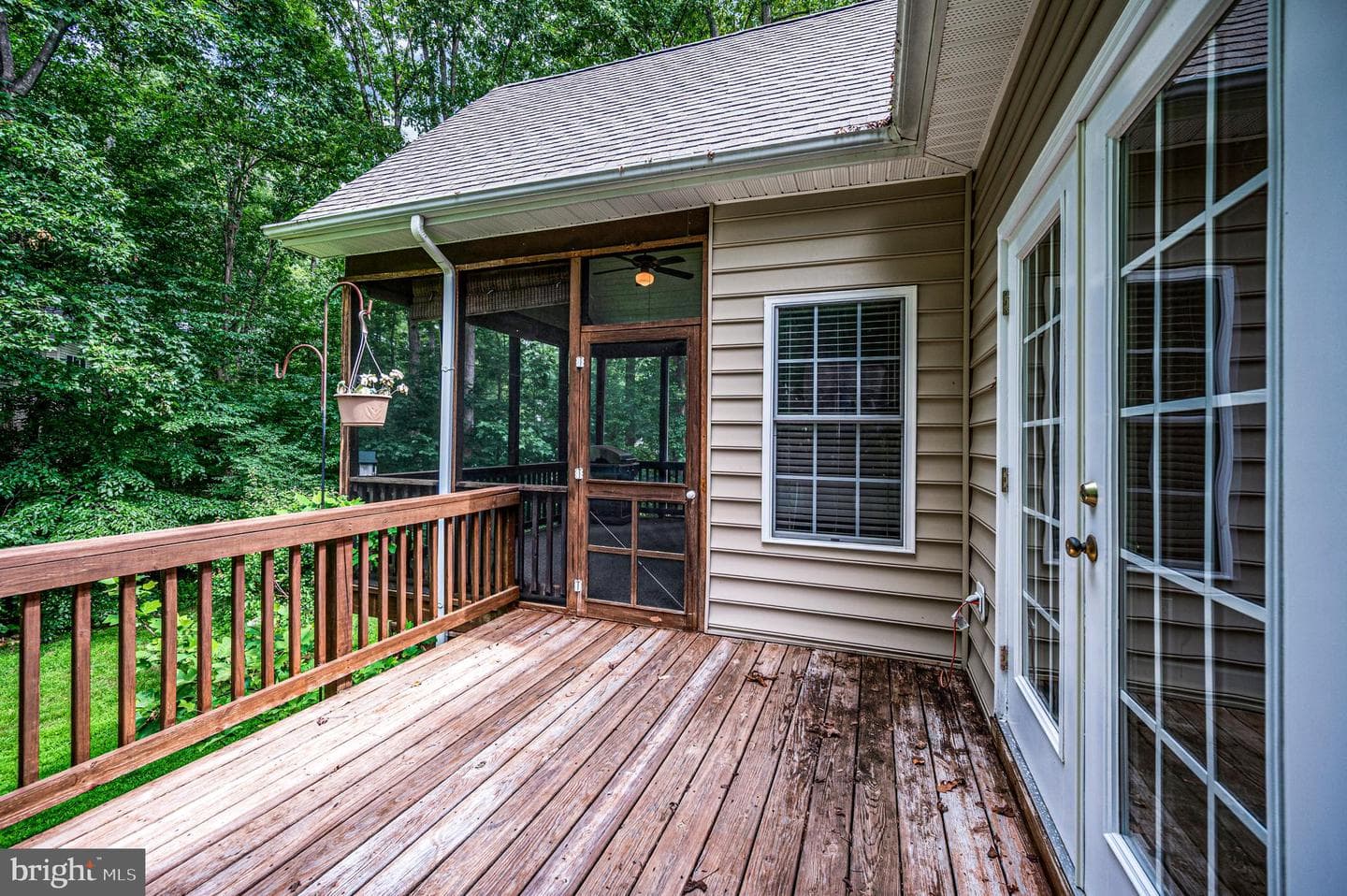 104 Confederate Drive photo 25