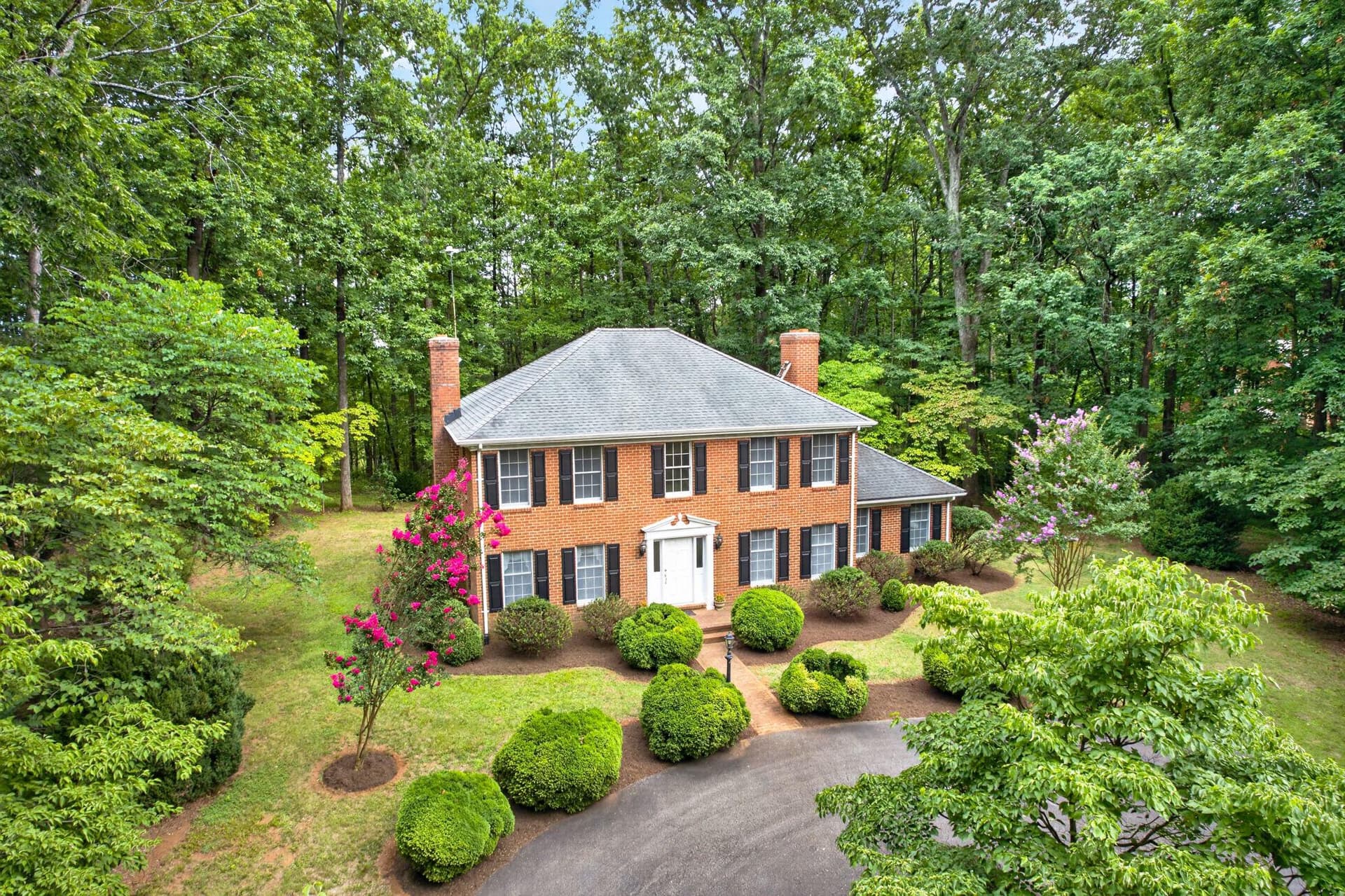 7501 Moormont Road photo 2