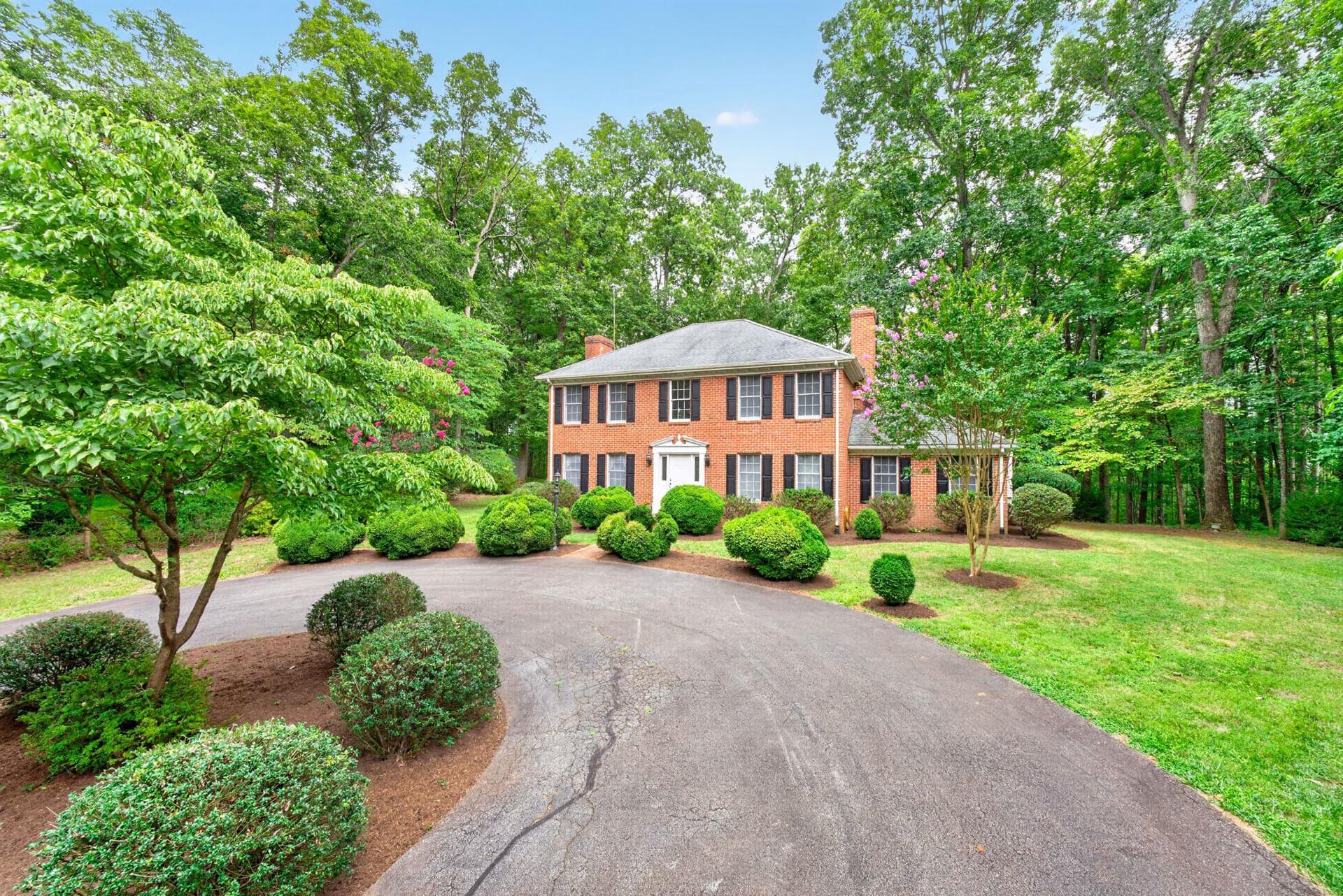 7501 Moormont Road photo 4