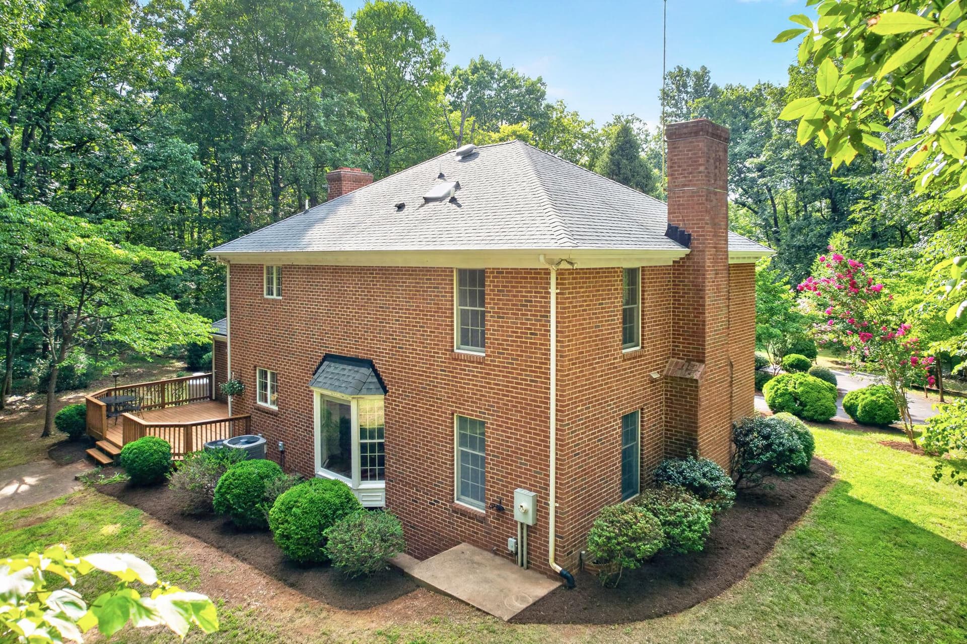 7501 Moormont Road photo 5