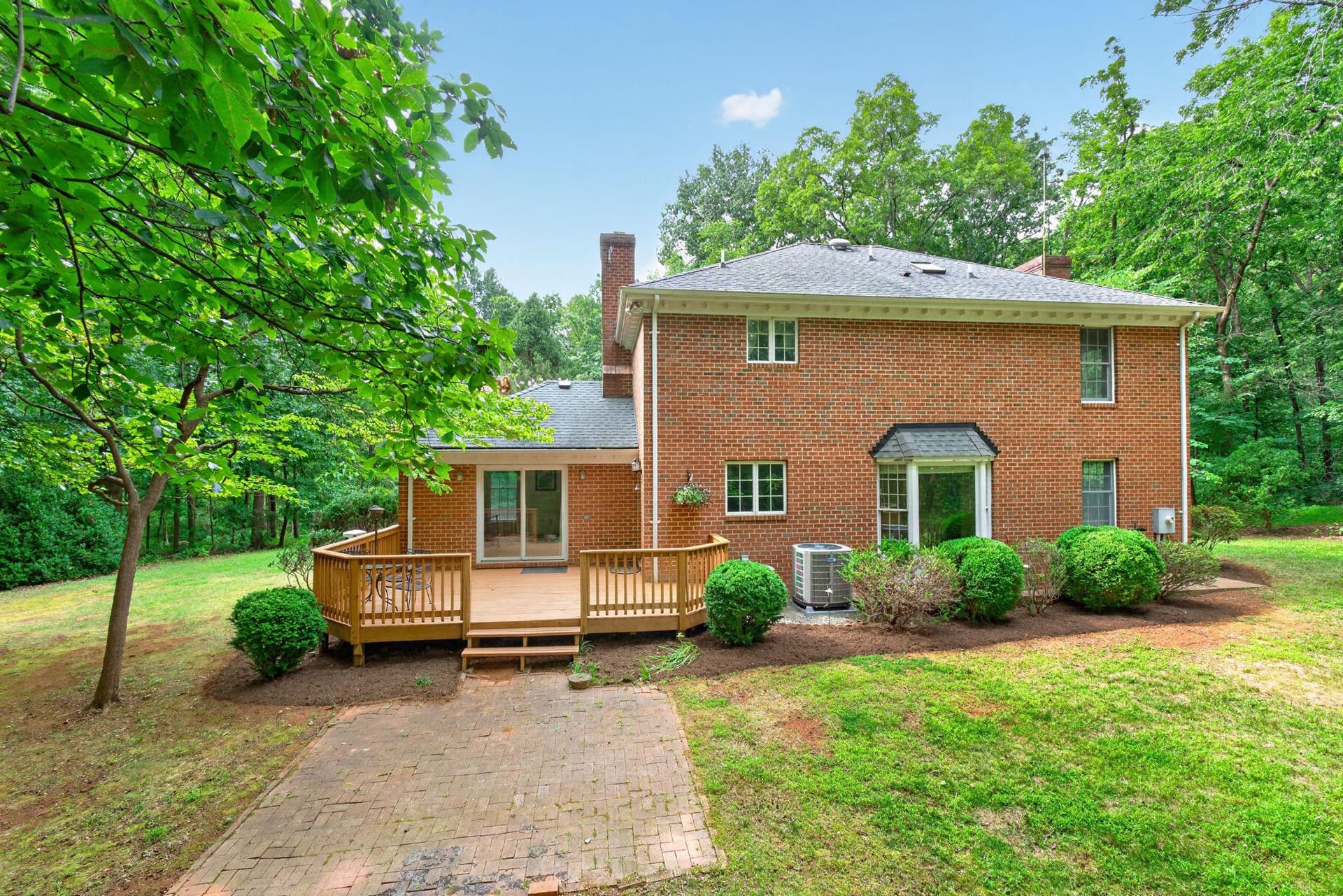 7501 Moormont Road photo 6