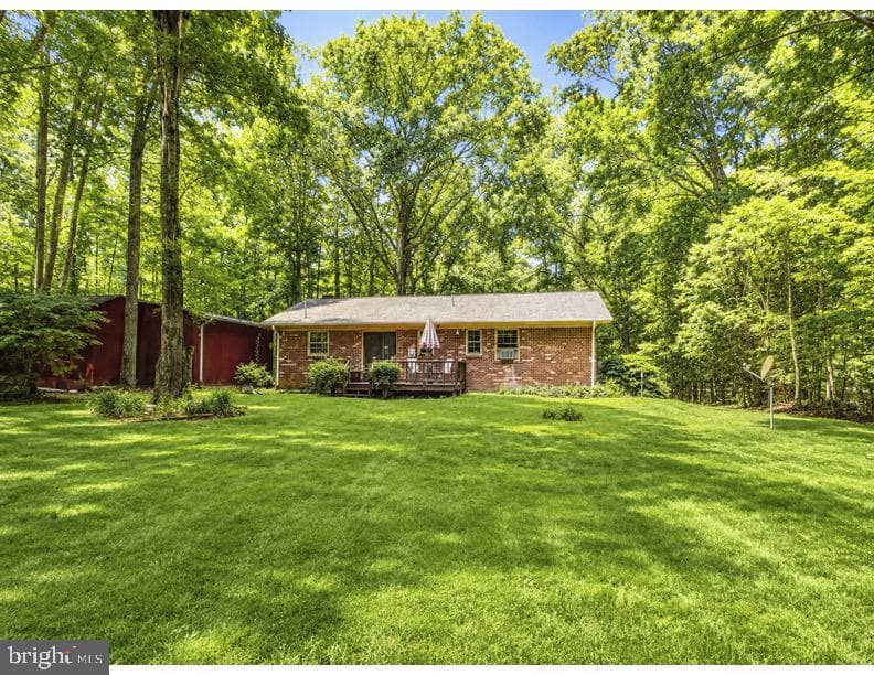 9123 Zachary Taylor Highway photo 2