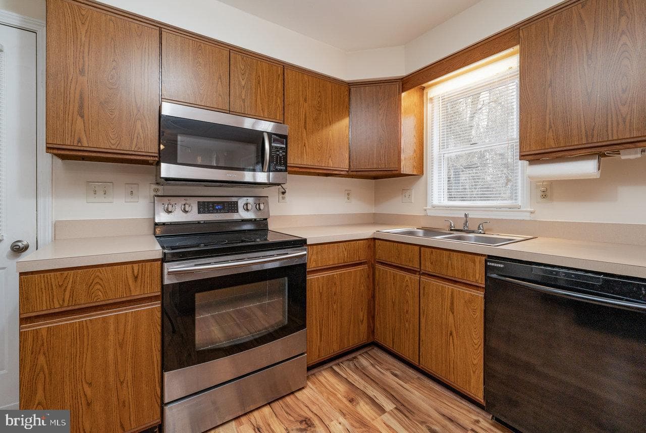 273 Fairview Road photo 11
