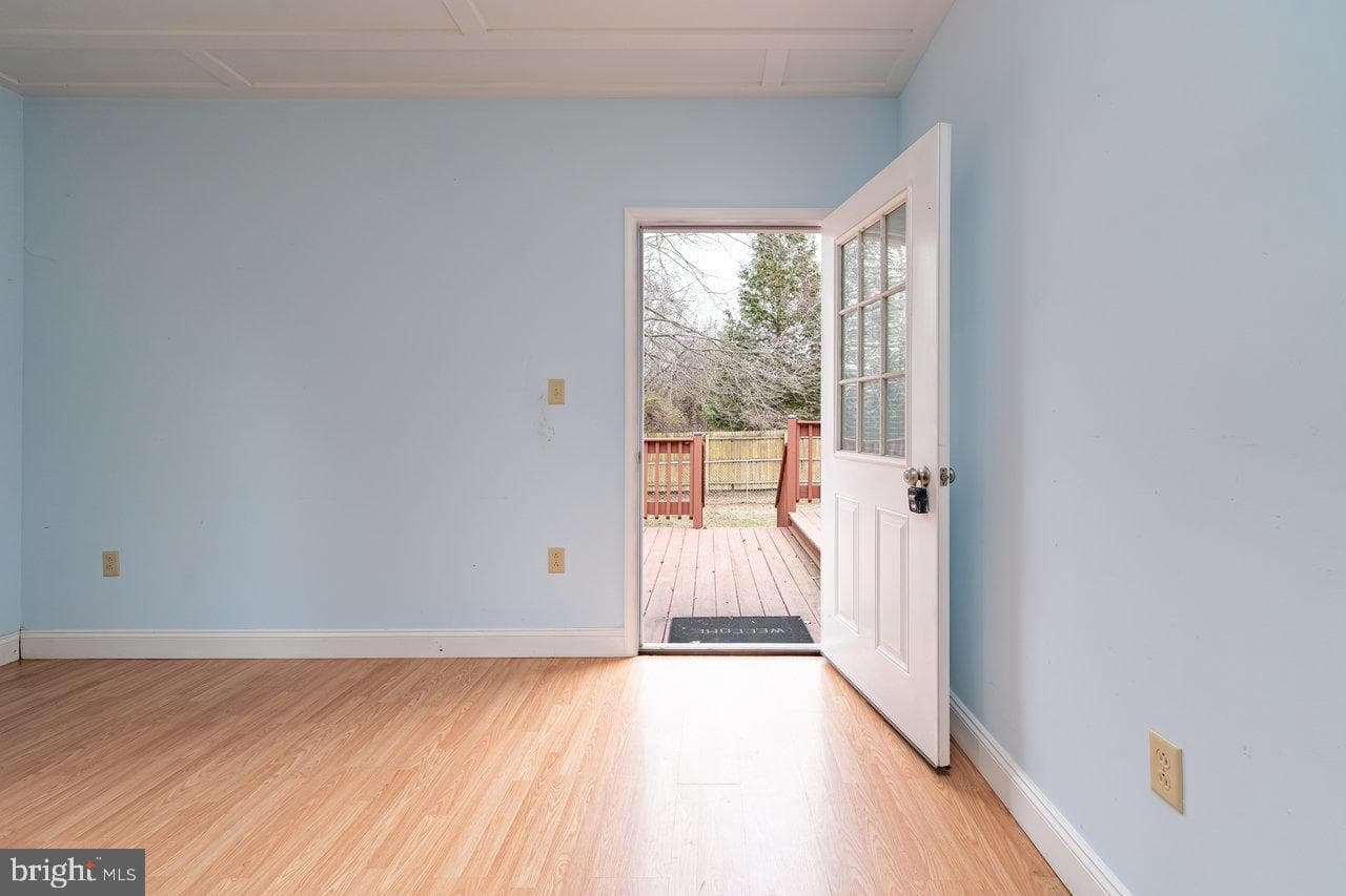 273 Fairview Road photo 16