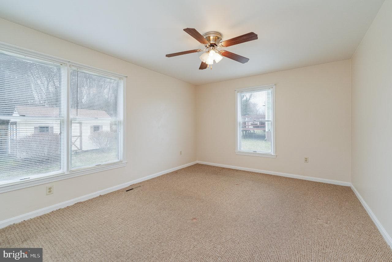 273 Fairview Road photo 21