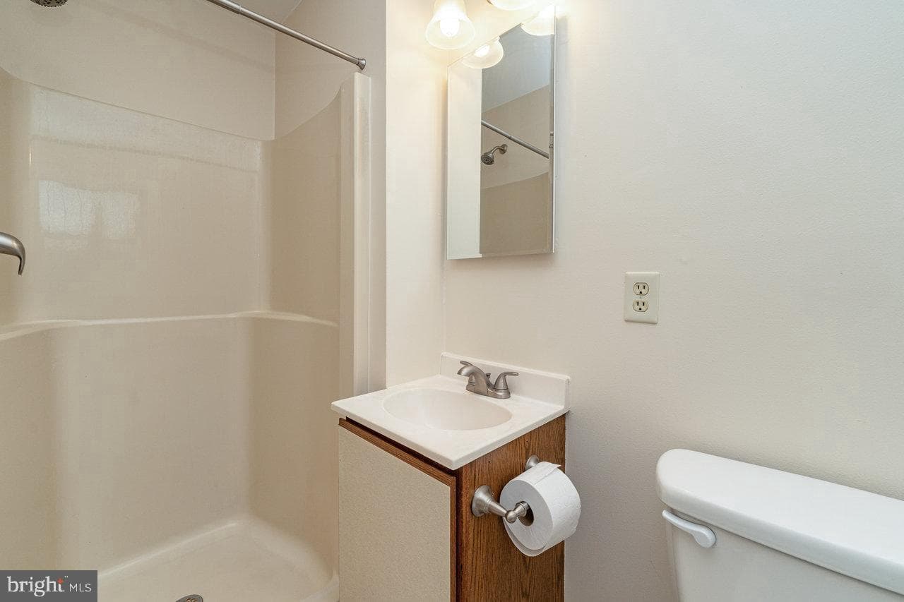273 Fairview Road photo 23