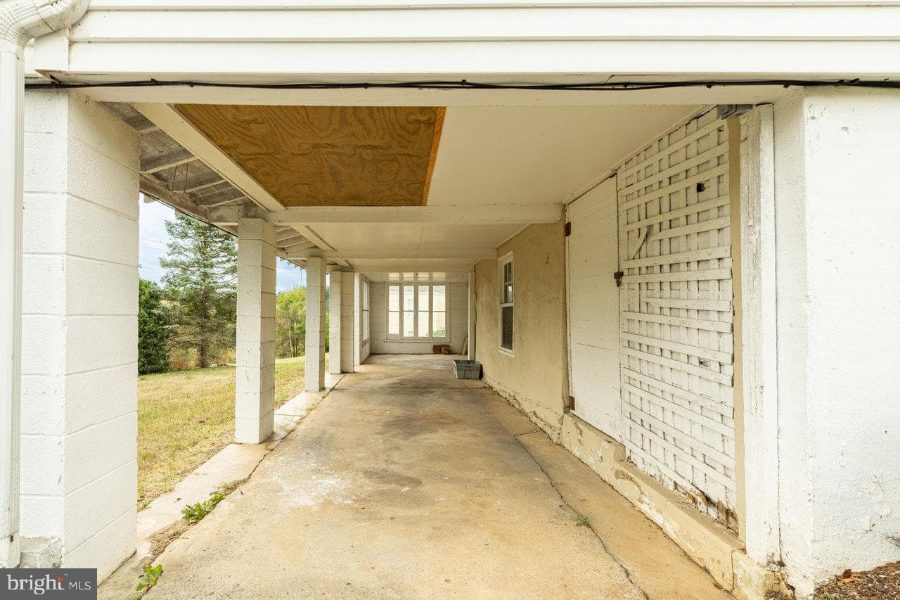 175 S Court Street photo 10
