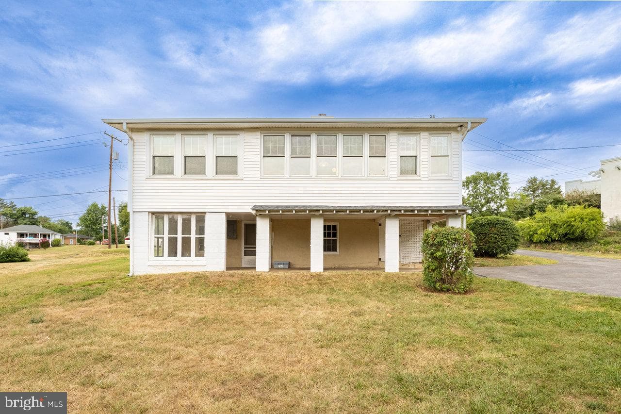 175 S Court Street photo 44