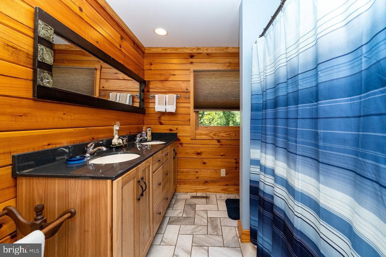 580 River Hills Road photo 24