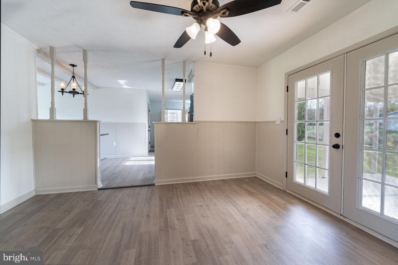 152 Edwin Drive photo 13