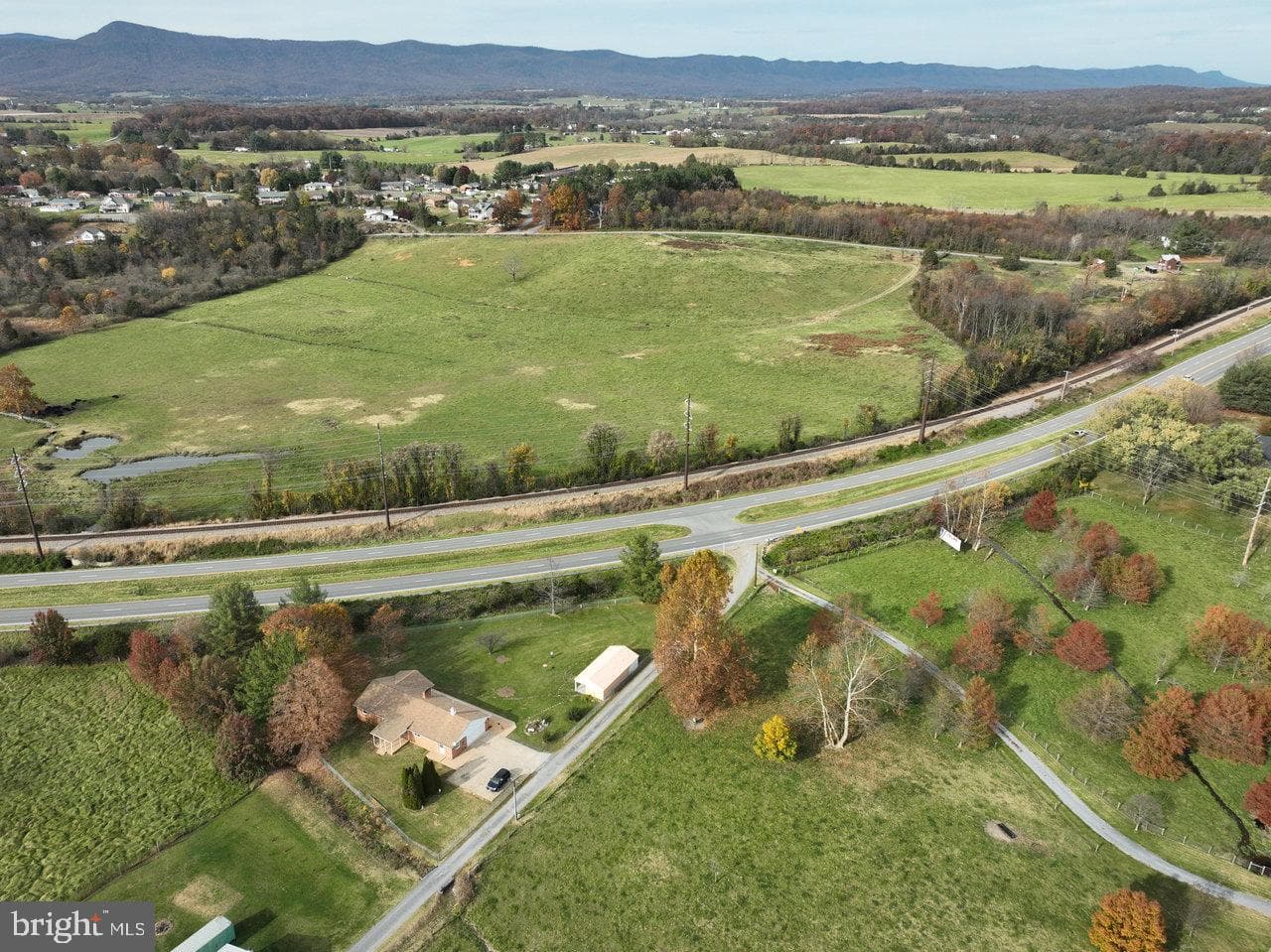 152 Edwin Drive photo 62