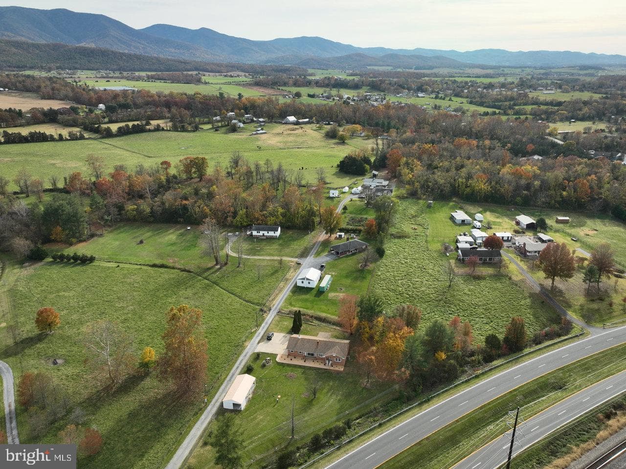 152 Edwin Drive photo 68