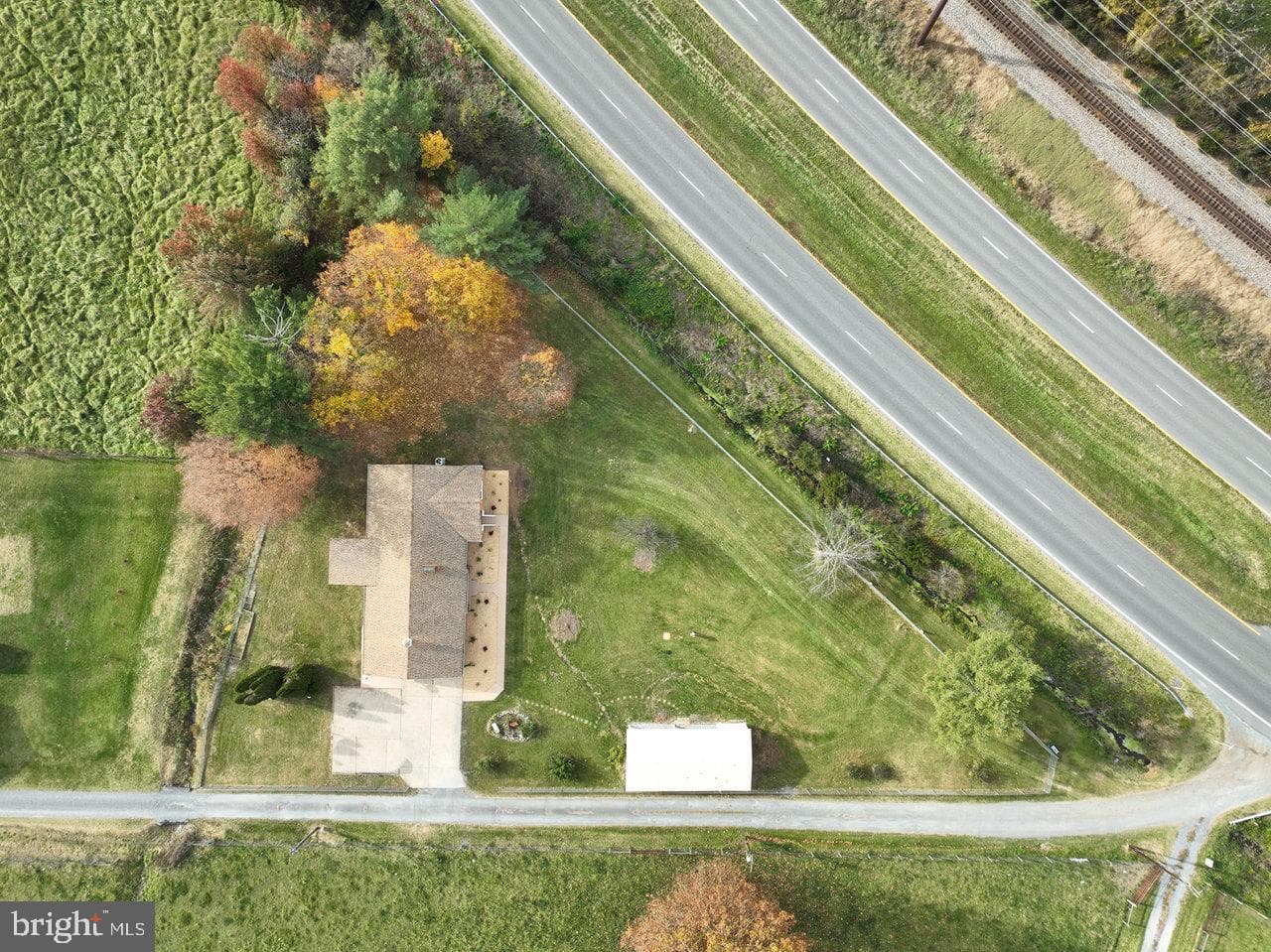 152 Edwin Drive photo 72