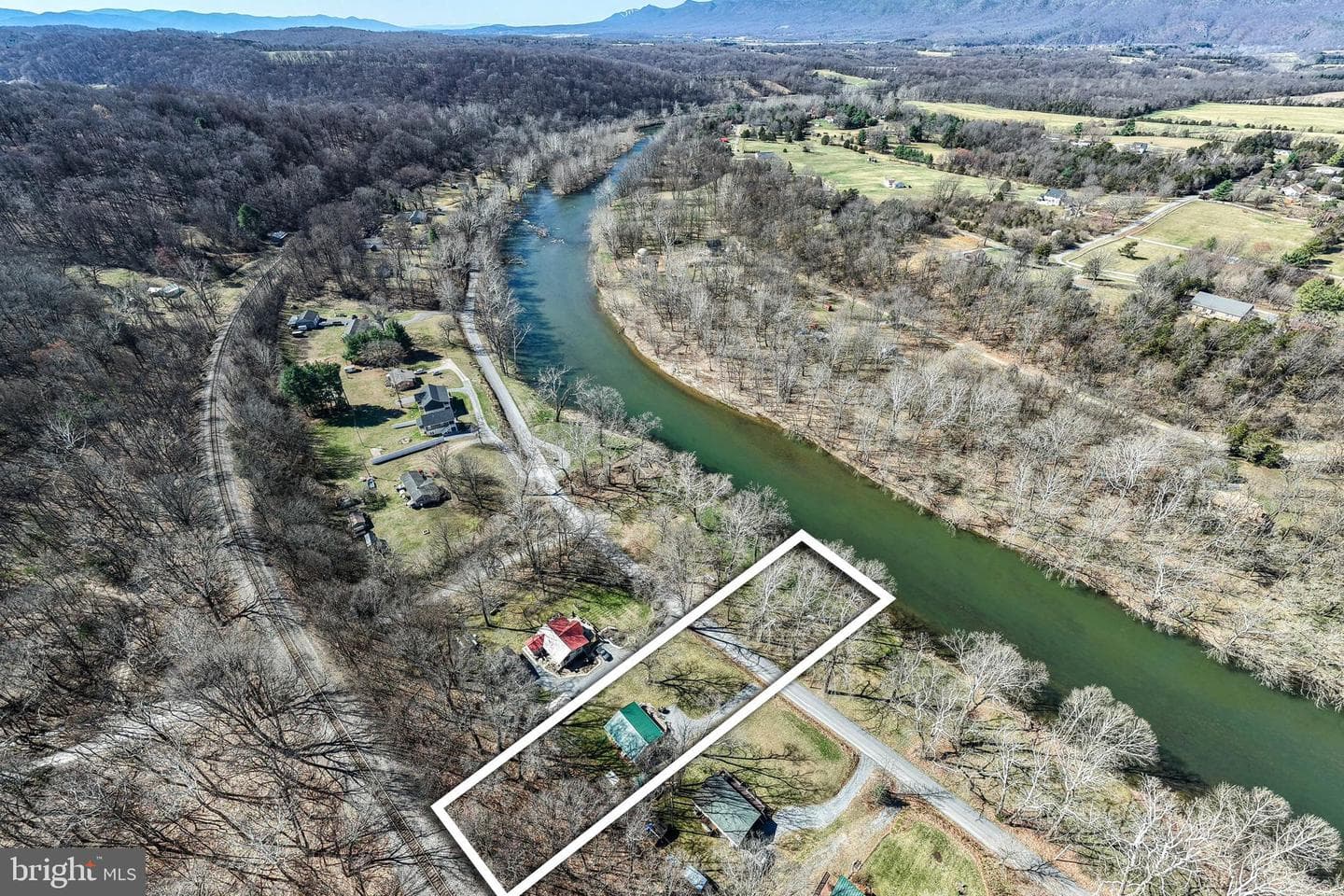 4551 Grove Hill River Road, Shenandoah