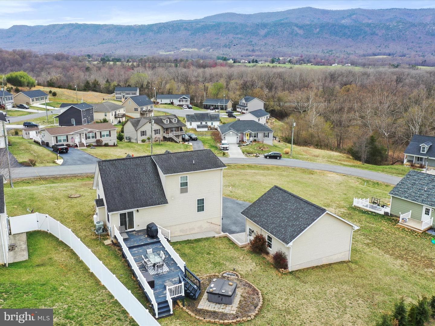 317 Locustdale Loop photo 45