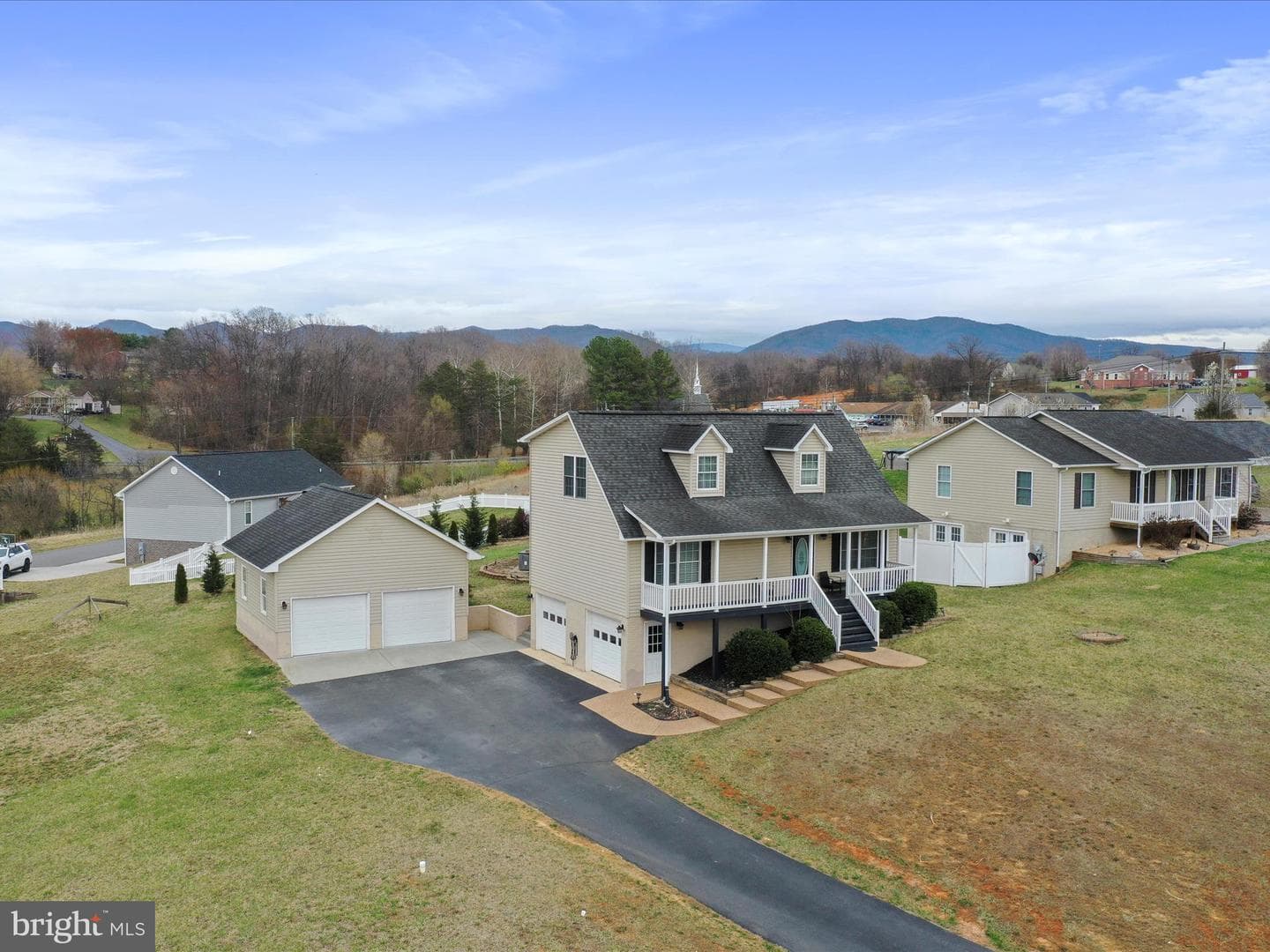 317 Locustdale Loop photo 47