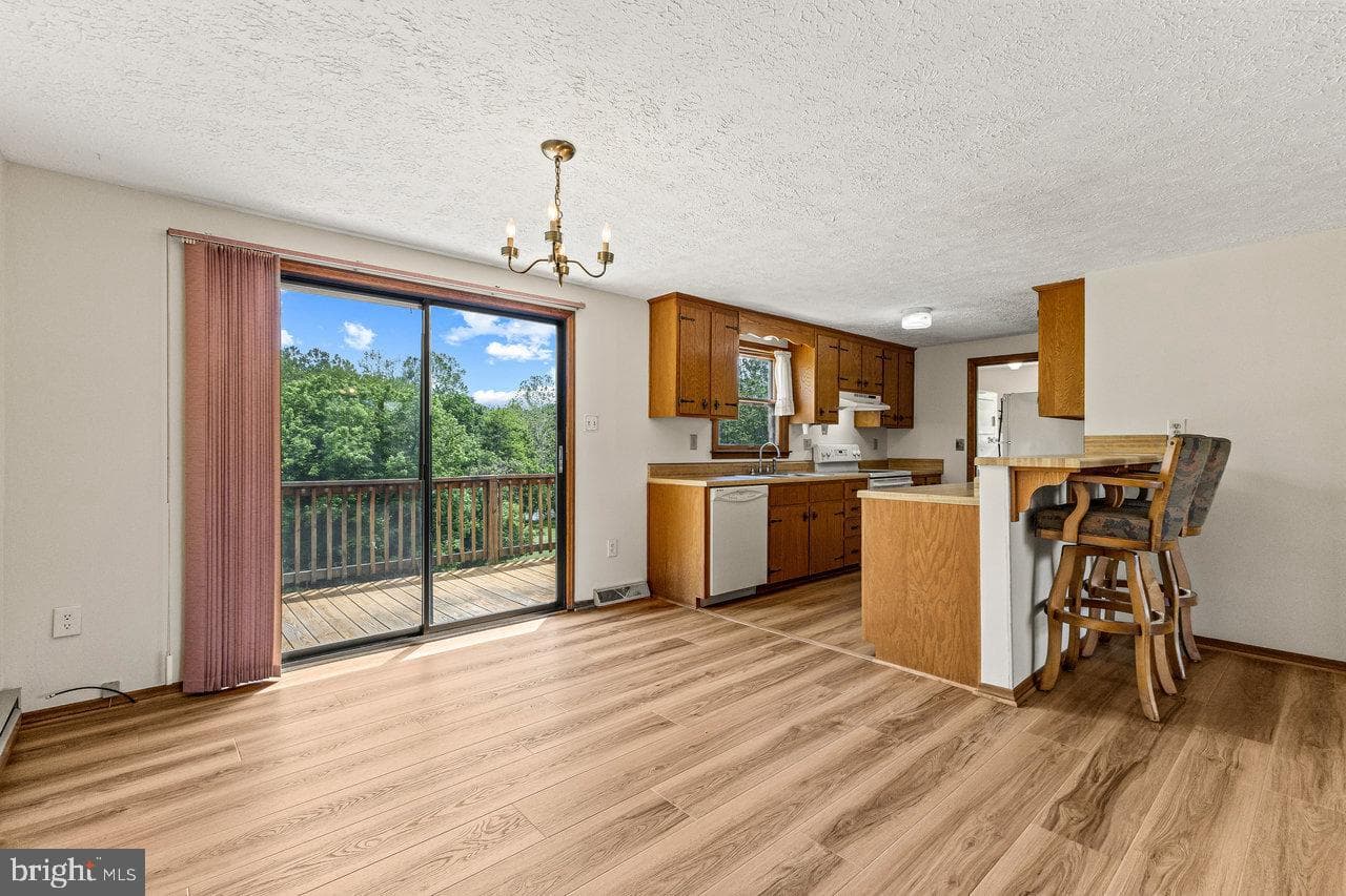 113 Dock Street photo 13