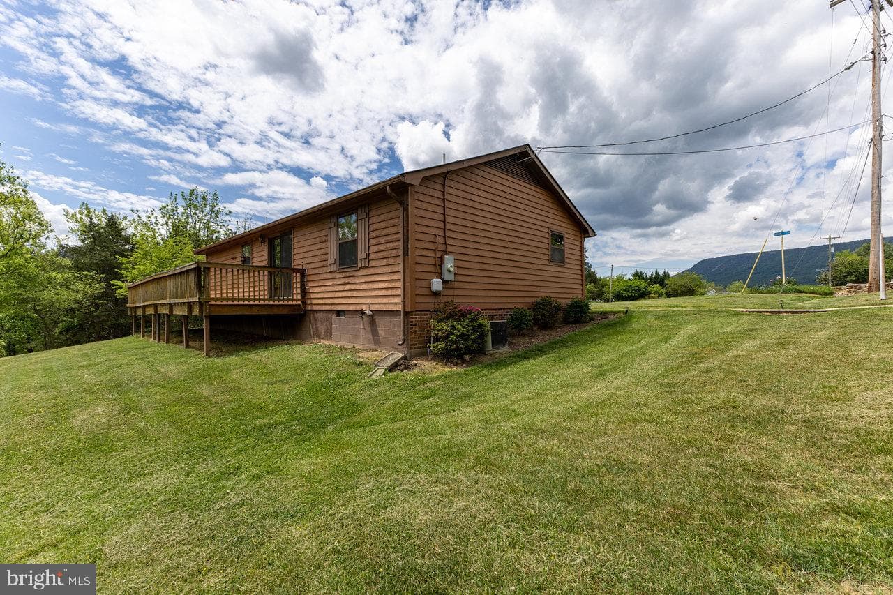 113 Dock Street photo 48