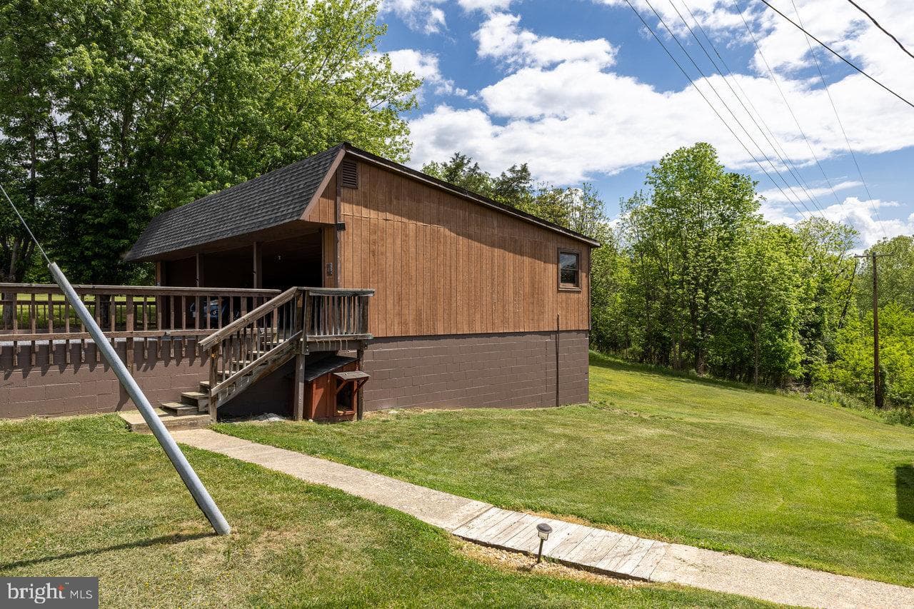 113 Dock Street photo 58