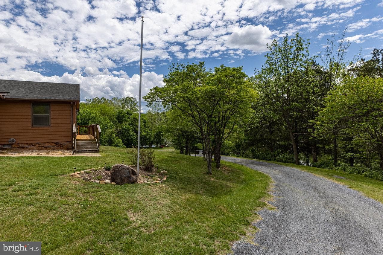 113 Dock Street photo 59