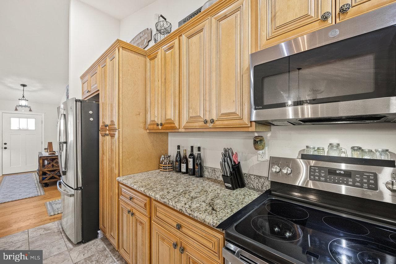 53 Arthur Lane photo 23